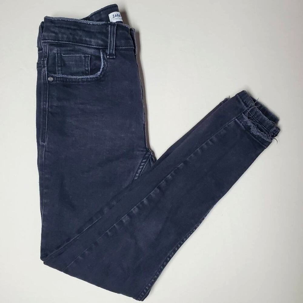 Zara Z1975 Denim Distressed Hem Black Mid Rise Skinny Jeans Women's Size 2